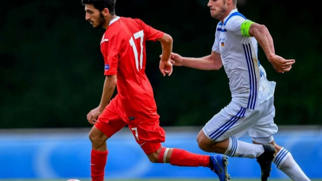 Amatör Milli Futbolcu Onur Geçgel, Selimpaşaspor’a İmza Attı