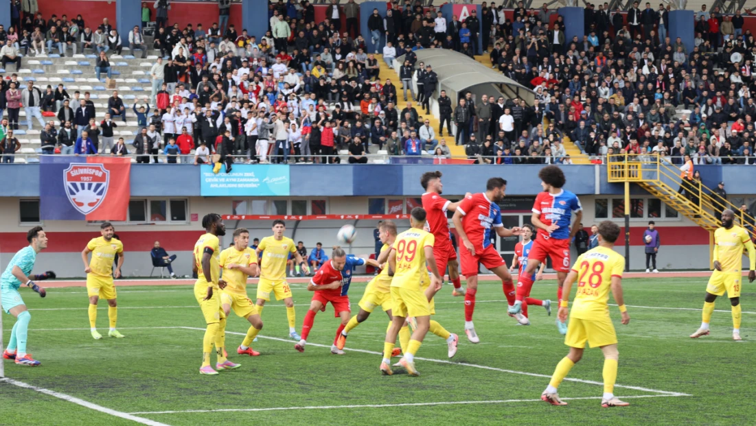 Silivrispor, Kayserispor'u 4-2 Yenerek Turu Geçti!