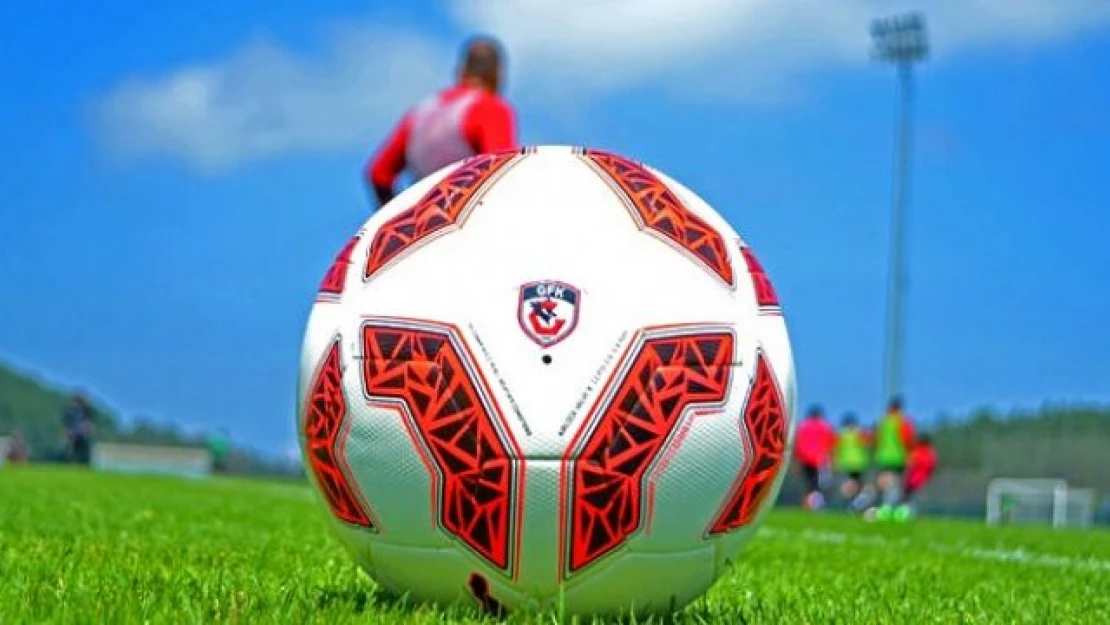 Gaziantep FK'de 4 oyuncu yurt dışındaki ailelerinin yanına gitti