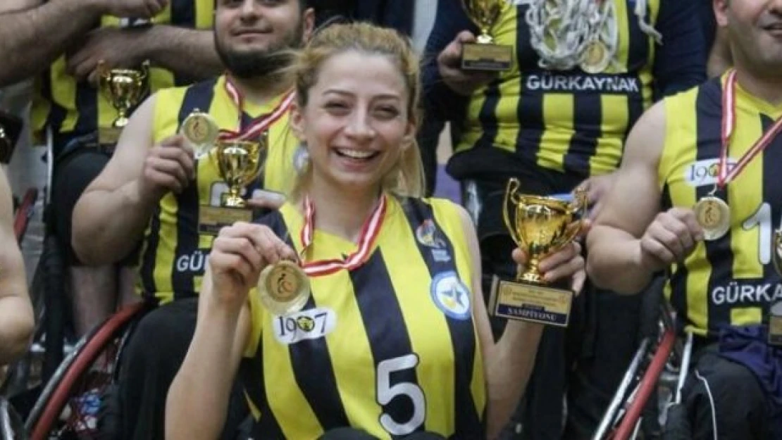 Selin Şahin İstanbul'daki evine döndü