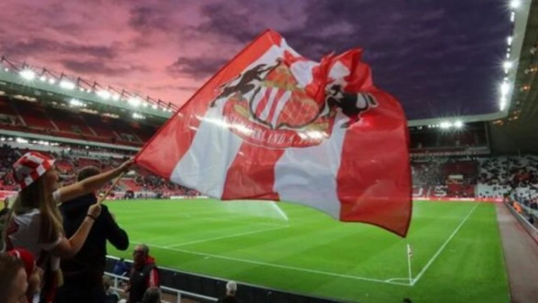 Sunderland oyuncularını ücretsiz izne gönderdi