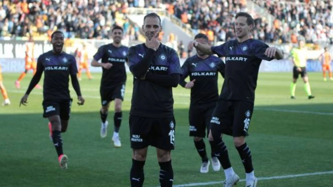 Altay, Akhisarspor'a kilitlendi