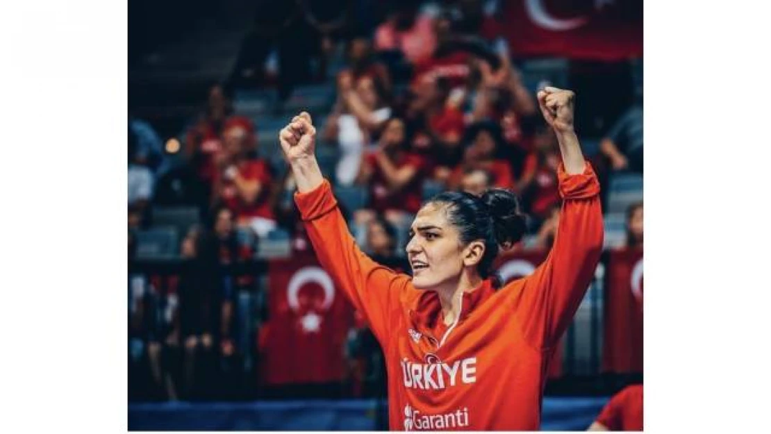 Bellona Kayseri Basketbol'un yeni transferi Esra Ural Topuz: