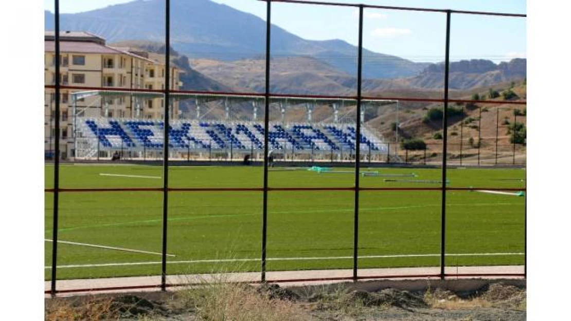 Hekimhan futbol sahası Ağustos'ta tamamlanacak