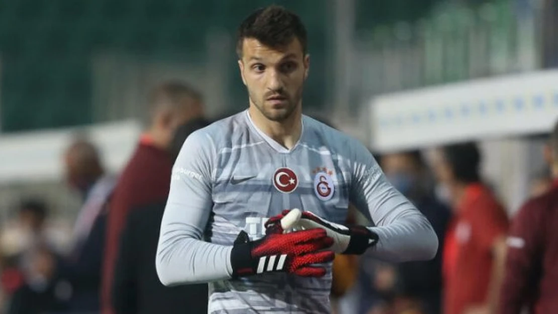 Muslera'dan Okan'a: Beni asla aratmayacaksın
