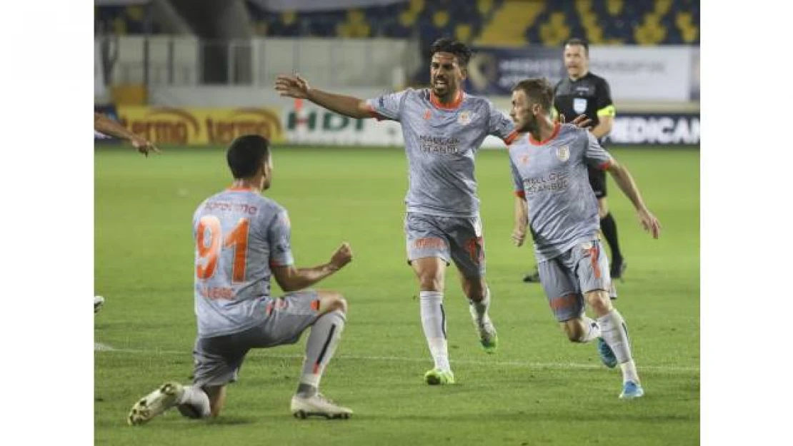 Süper Lig: MKE Ankaragücü: 1 - Medipol Başakşehir FK: 2
