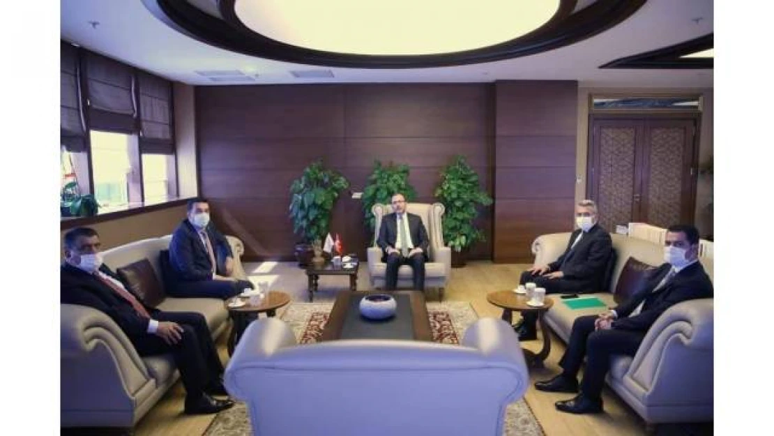 Malatyalı isimlerden Bakan Kasapoğlu'na ziyaret