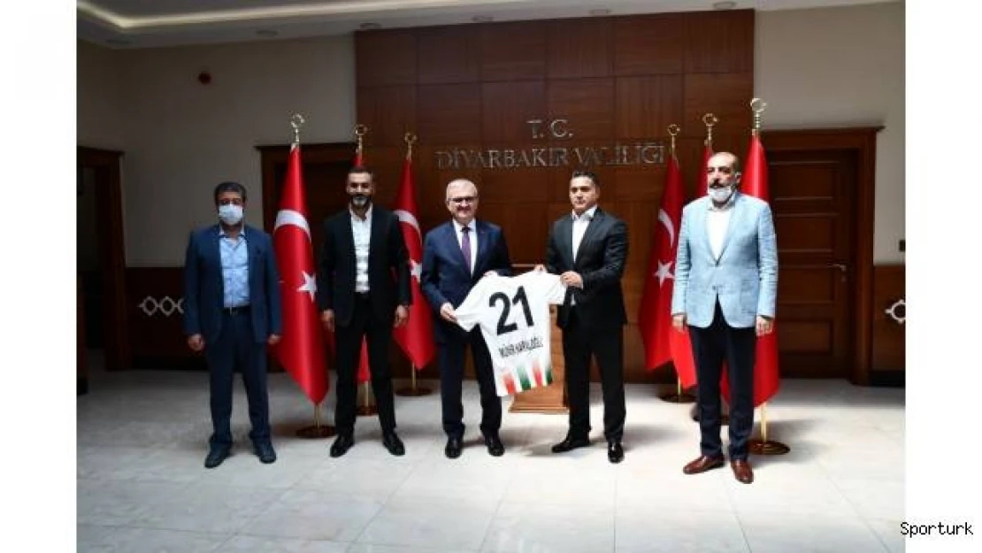 Diyarbekirspor'dan Vali Karaloğlu'na nezaket ziyareti