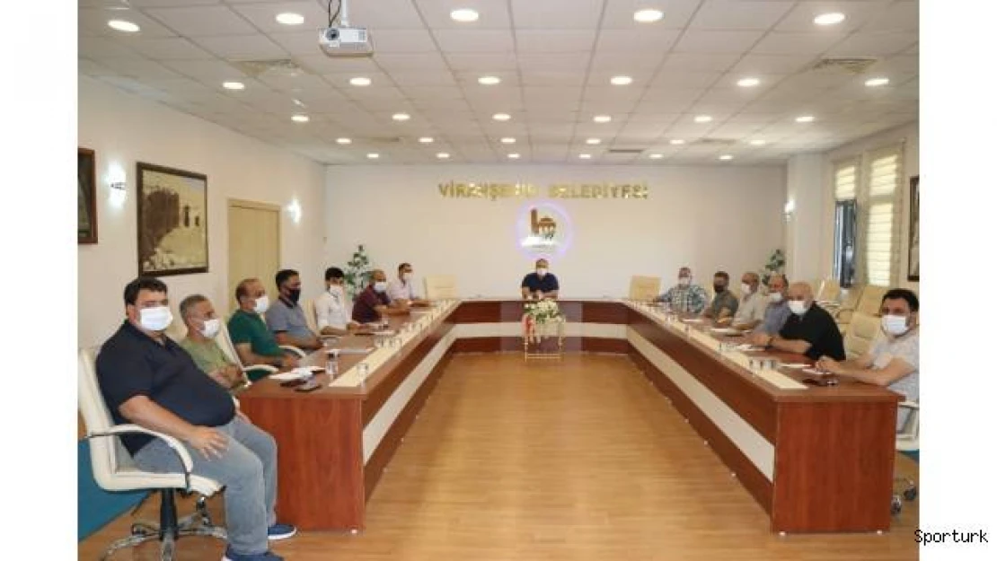 Ekinci kulüp başkanlarıyla bir araya geldi