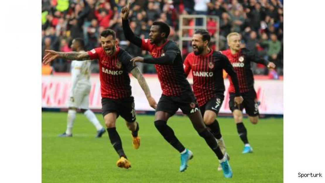 Gaziantep FK, Kayode transferini akıya aldı