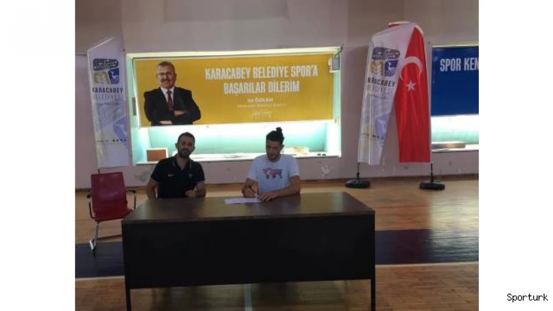Karacabey Belediyespor 10 oyuncu ile anlaştı