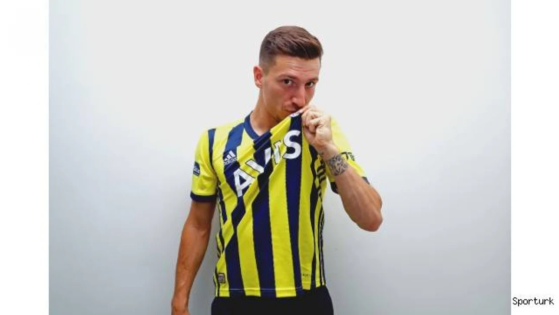 Mert Hakan'ın yazışmalarını sızdırana hapis cezası yolda!