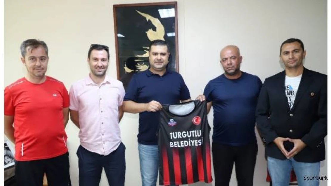 Turgutlu Belediyespor'da teknik kadro tamamlandı