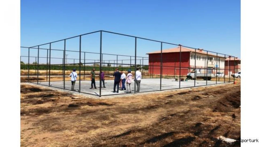 Akçakale kırsalında spor tesisi atağı