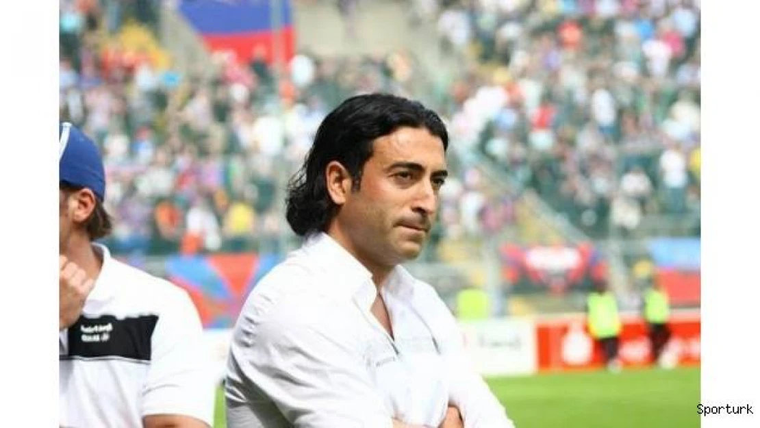 Başkan Hürriyet'ten, Almanya'ya Kocaelispor hediyesi