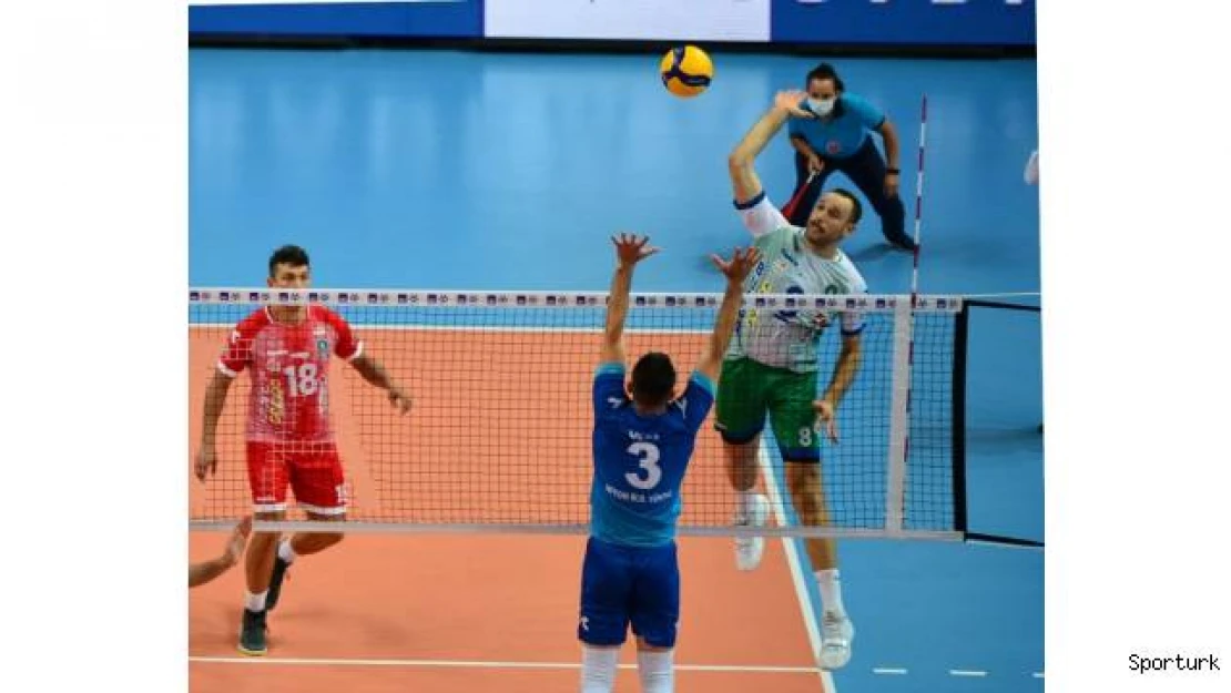 Efeler ilk maçta 3 puanı aldı