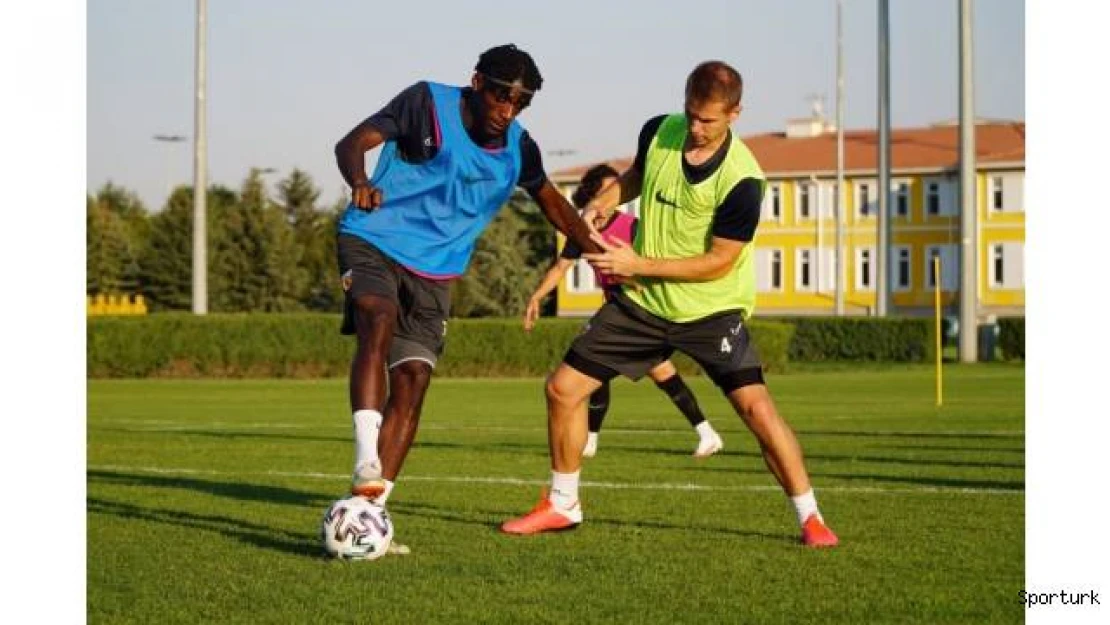 Manzala ve Dimitrios idmanda