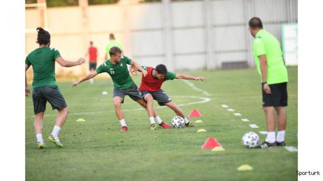 Mustafa Er, Bursaspor ile ilk antrenmanına çıktı