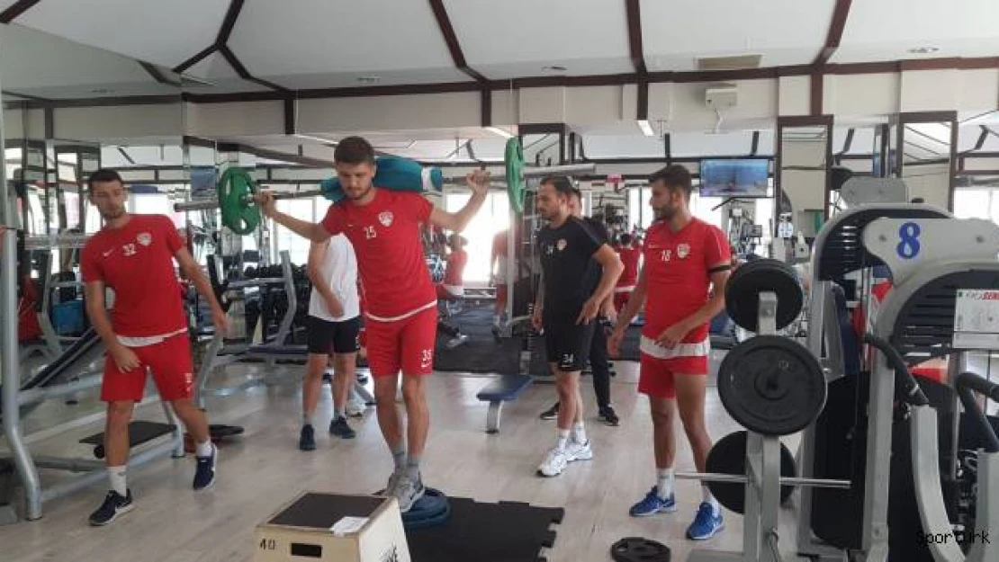 Silivrispor salona girdi