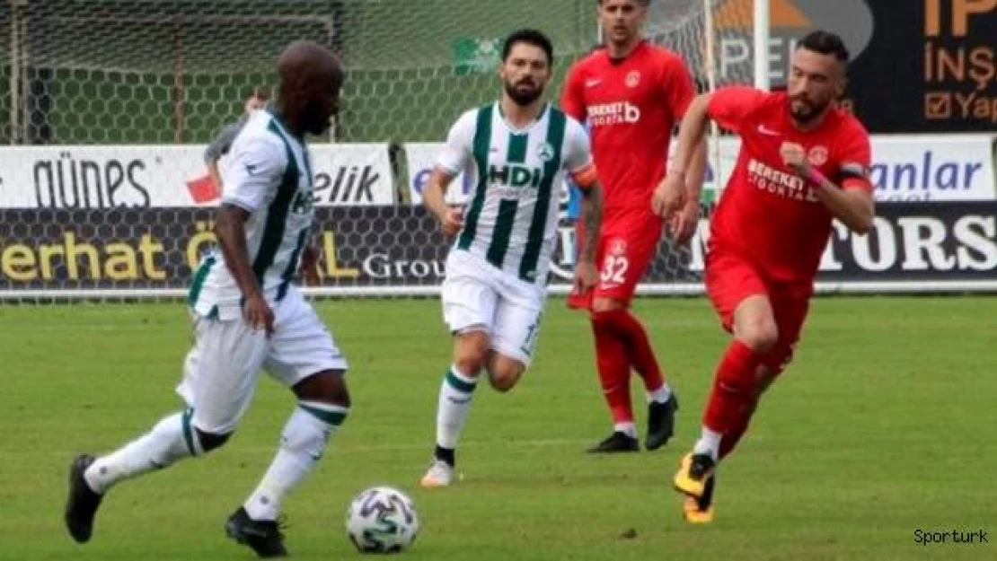 Ümraniyespor deplasmandan 3 puanla döndü