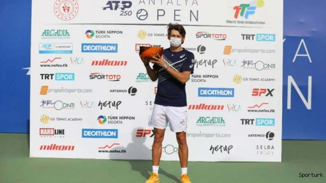 Antalya Open'da Şampiyon Alex De Minaur