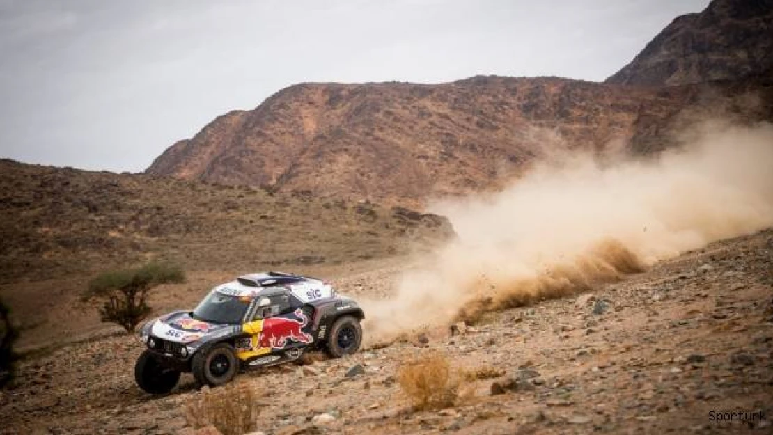 Dakar Rallisi'nde şampiyon Stephane Peterhansel