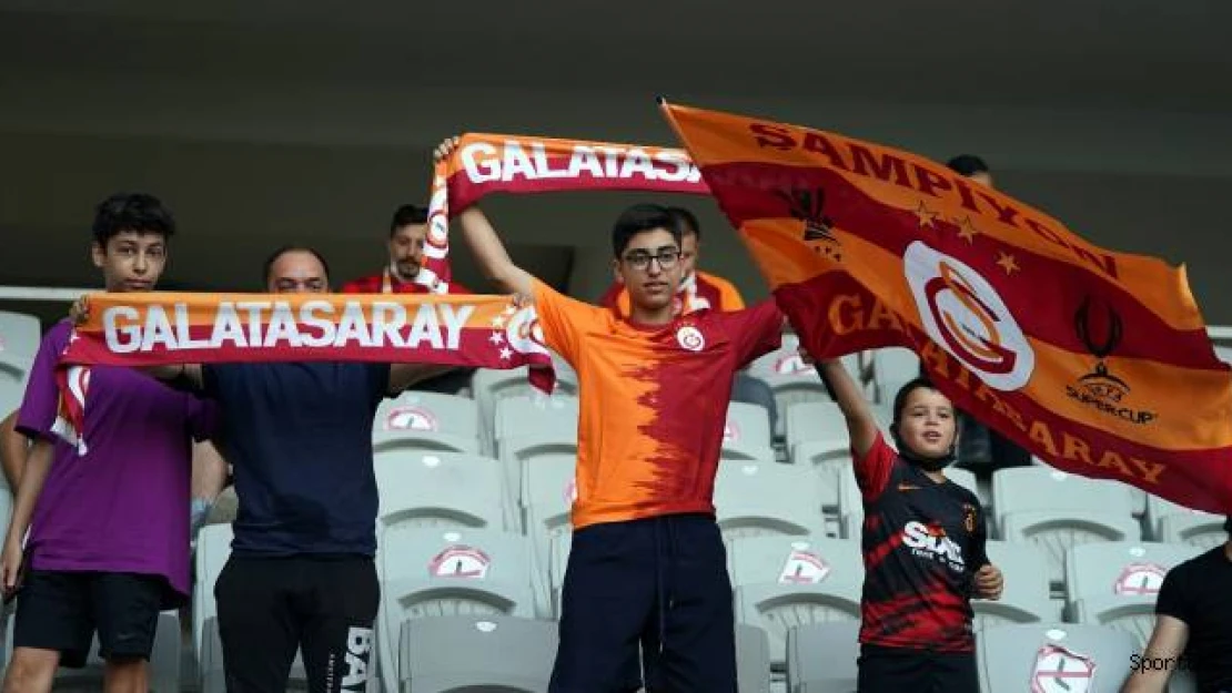 UEFA Şampiyonlar Ligi: Galatasaray: 0 - PSV Eindhoven: 0