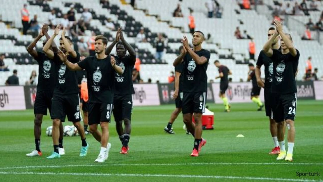 Beşiktaşlı futbolcular, Süleyman Seba tişörtüyle sahada