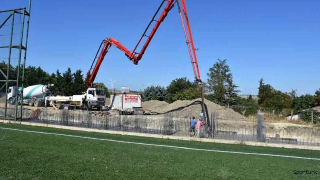 Fenerköy Stadı olanca hızıyla bitiriliyor