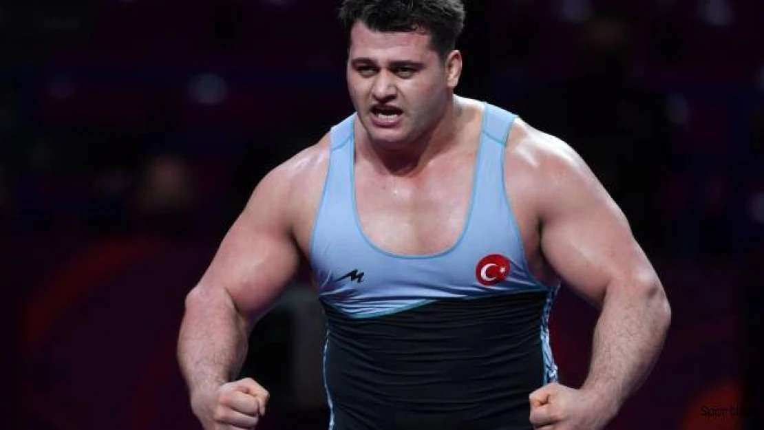 Rıza Kayaalp yarı finalde