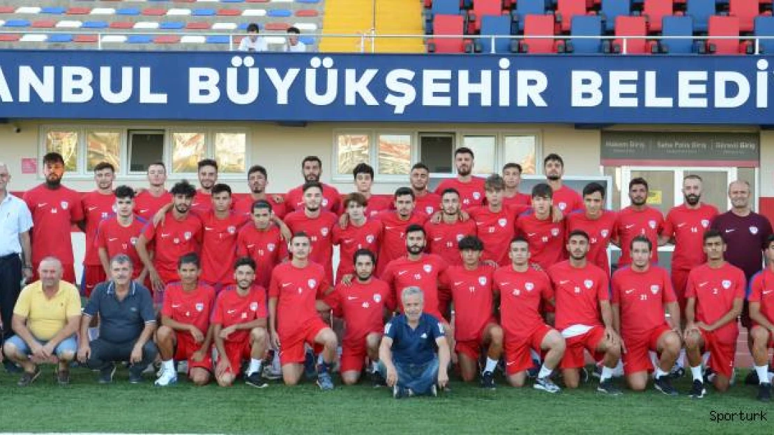 Silivrispor gençleriyle sahaya indi