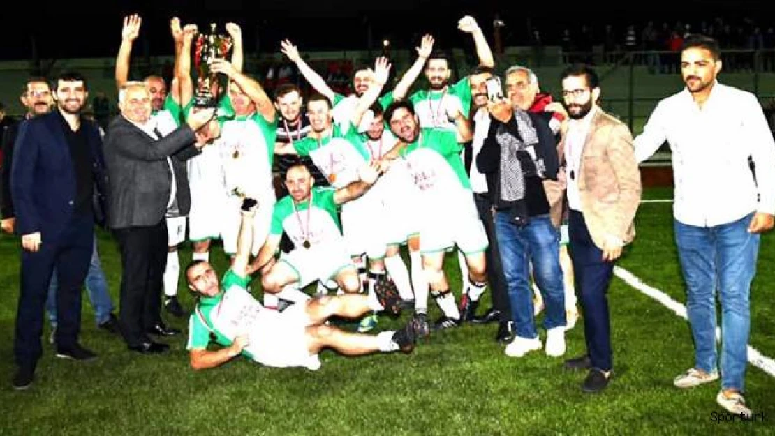 Karacaköy'ün şampiyonu Çiftlikköy