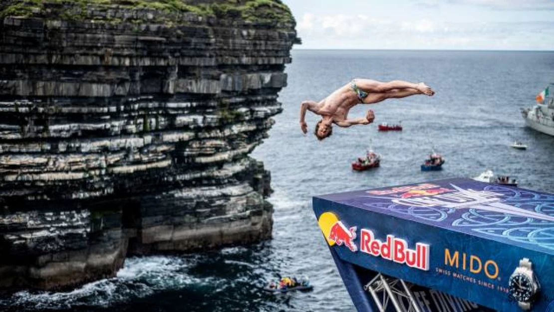 Red Bull Cliff Diving'in İrlanda ayağında kazananlar Rhiannan Iffland ve Gary Hunt oldu