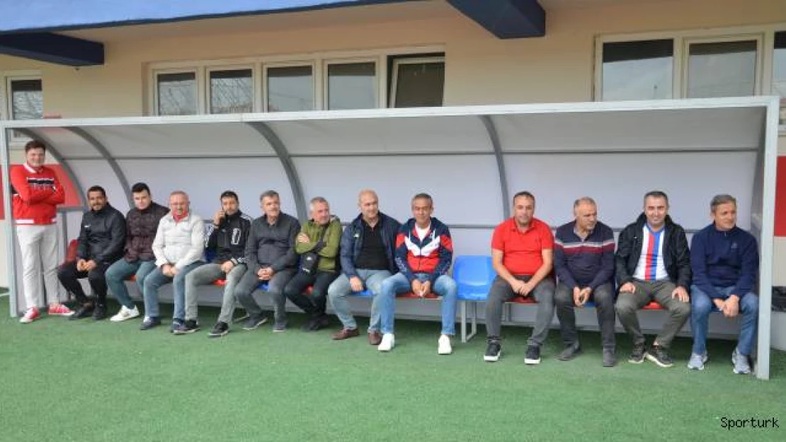 Silivrispor'da yönetim tam kadro idmanda