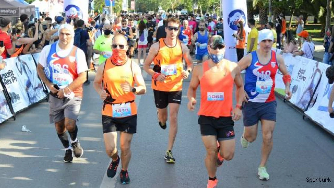 Sporcular Kadıköy Yarı Maratonu'nda şiddete karşı koşacak