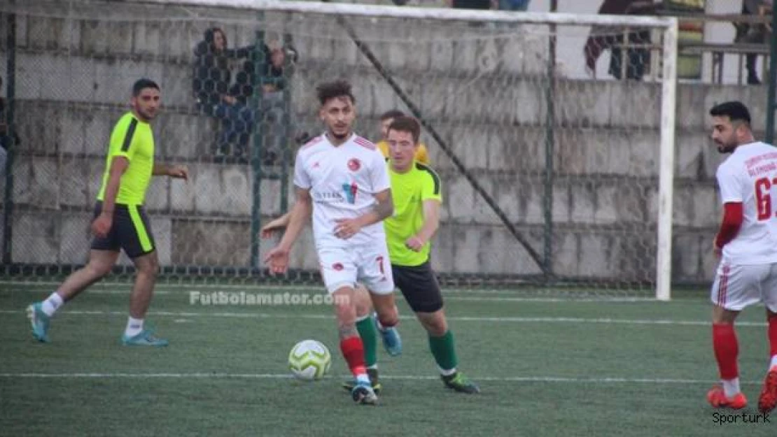 Alemdağspor, Gümüşsuyuspor'u ikinci yarıda geçti 3-1