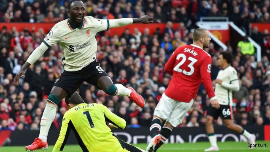 Muhammed Salah şov yaptı, Liverpool Manchester United'ı dağıttı