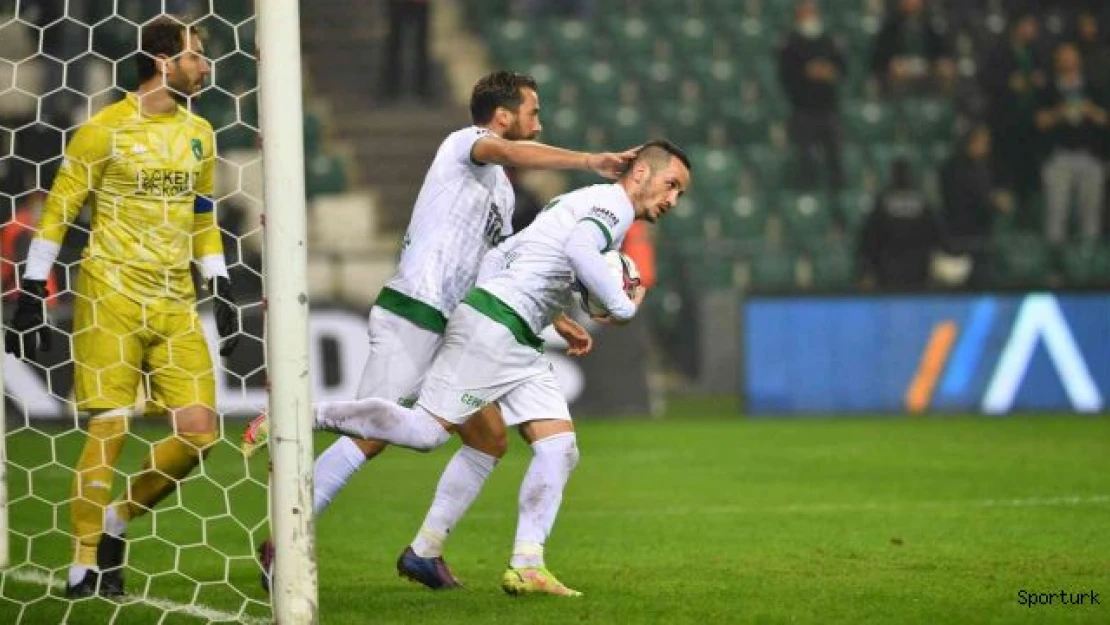 Bursaspor ile Galatasaray hazırlık maçında karşılaşacak