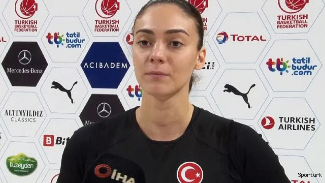 Melis Gülcan: &quotHedefimiz gruptan birinci çıkıp Avrupa Şampiyonası'na gitmek"