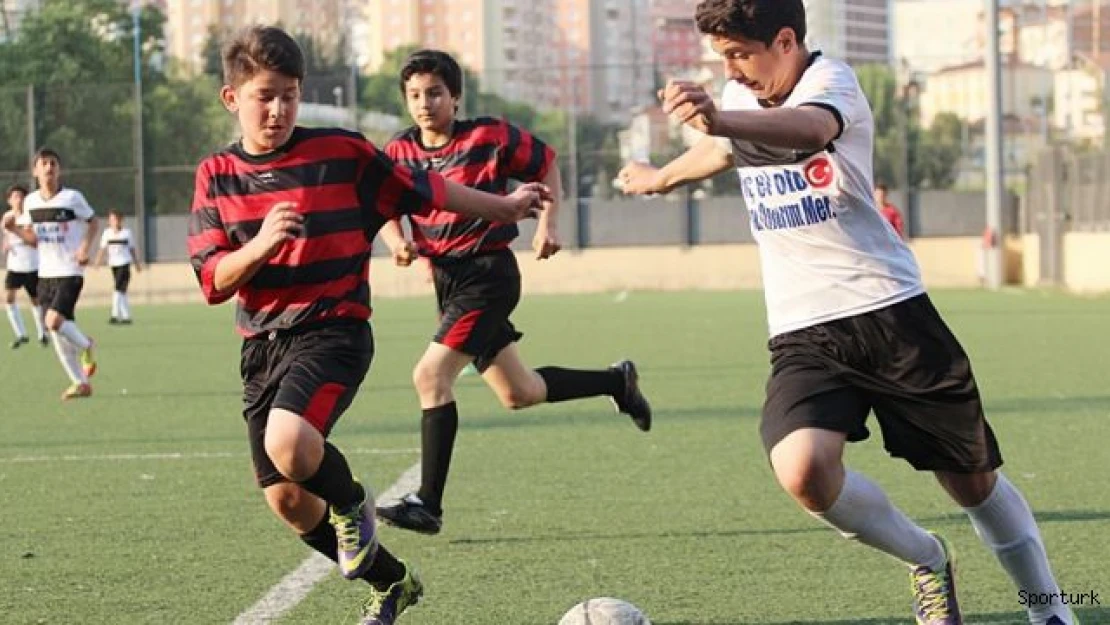 U16 Liginde 17 takım ligden çekildi