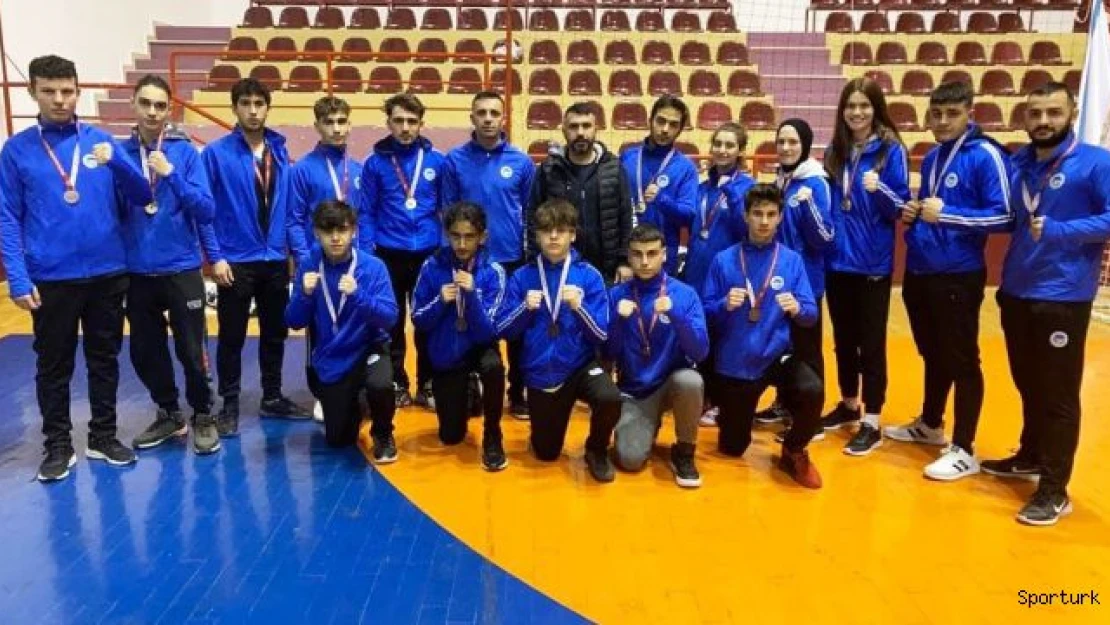 Büyükşehir'in sporcuları liderlik kürsüsünde