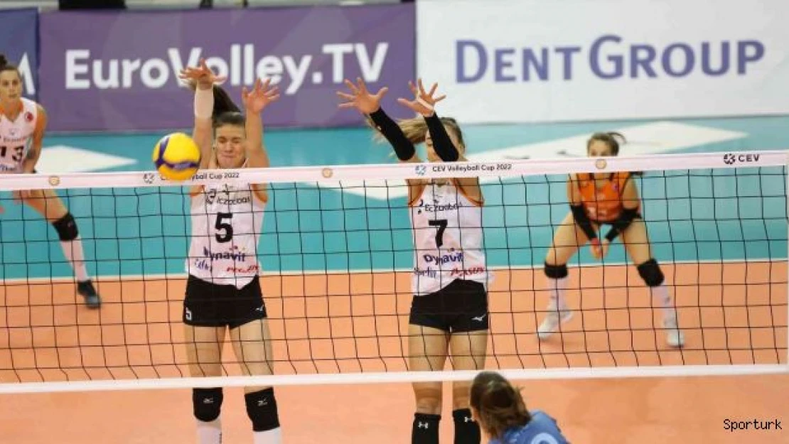 Eczacıbaşı Dynavit, CEV Kupası'nda çeyrek finalde