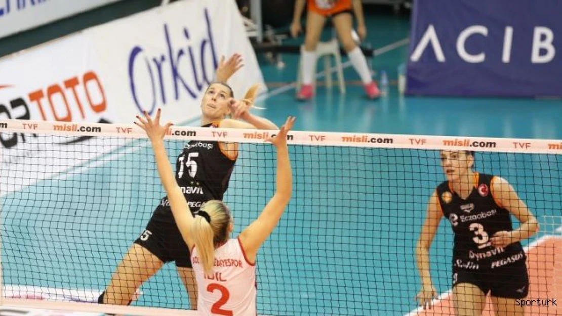 Eczacıbaşı Dynavit, devreyi galibiyetle kapattı