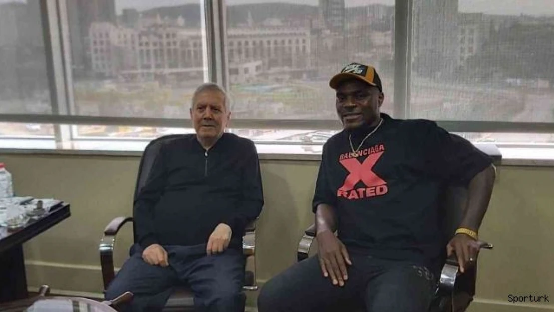 Emenike'den Aziz Yıldırım'a ziyaret