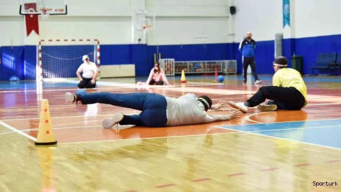 Empati için sahada buluştular