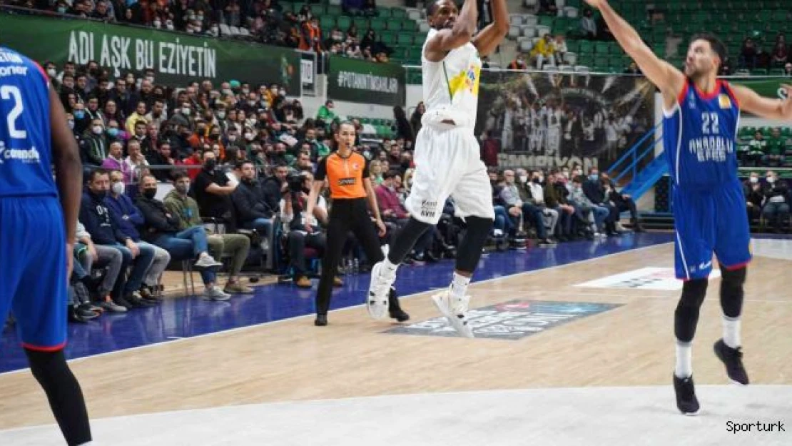 Frutti Extra Bursaspor, Anadolu Efes'i ağırladı