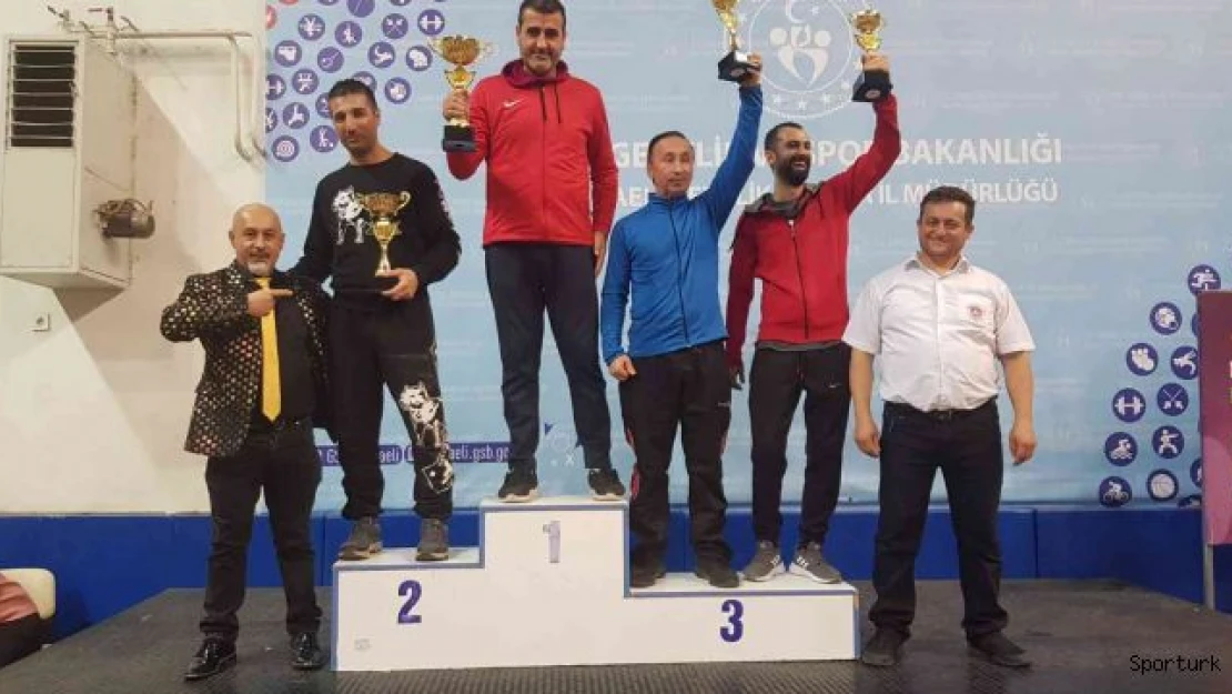 Kick Boks'ta şampiyon Körfez Gençlerbirliği