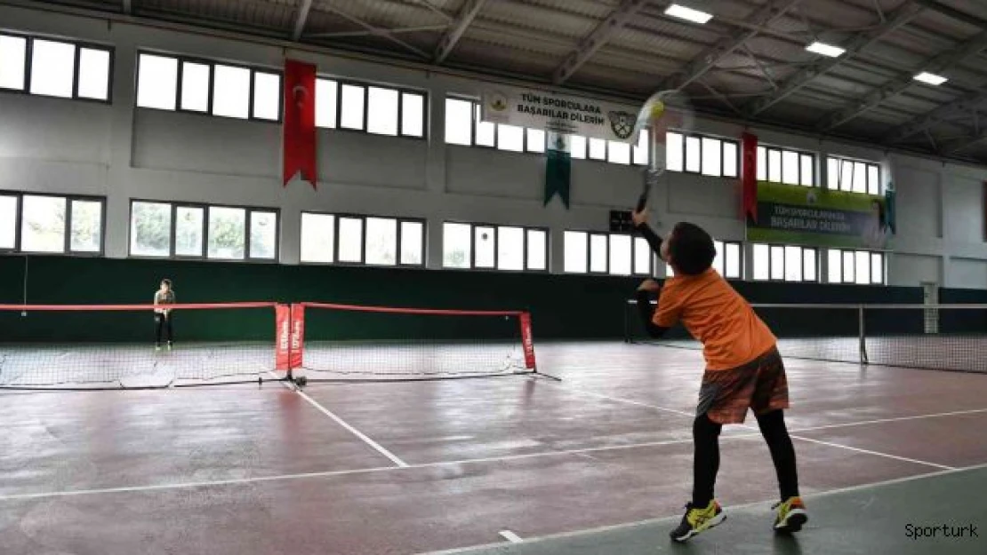 Minik raketler profesyonelleri aratmadı