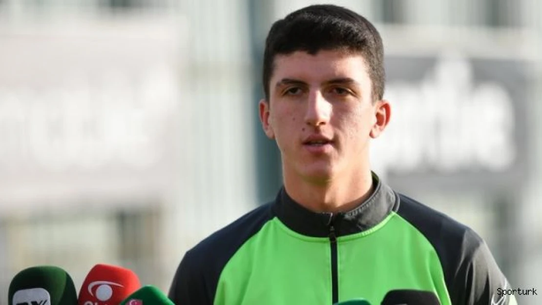 Taha Altıkardeş: &quotBursaspor'u ve ülkemizi Avrupa'da temsil etmek istiyorum"