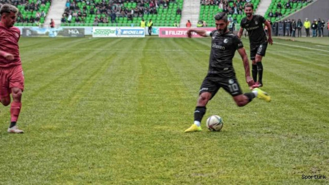 TFF 2. Lig: Sakaryaspor: 4 - Sivas Belediyespor: 2